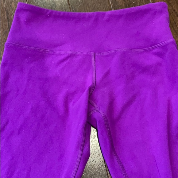 Lululemon wonderunder purple and black pants 4 - Picture 4 of 16